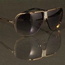ḋita® Cascas ™ Crown embeded with Diamonds with Curved Metal Frame & Copper Tinted Densed Lenses Aviator Eyewear